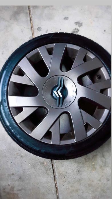 Jantes C4 furação 4x108 com pneus