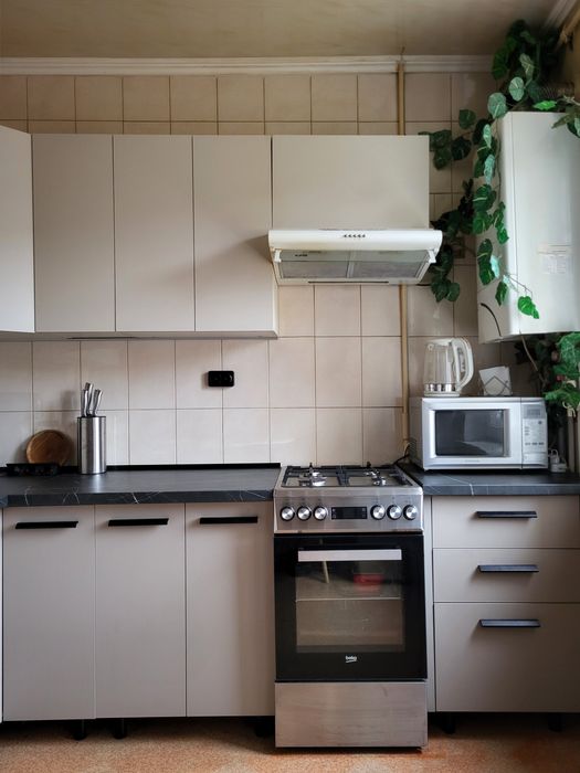 Продам 3-комн.квартиру, центр Левого Берега, Автономное Отопление