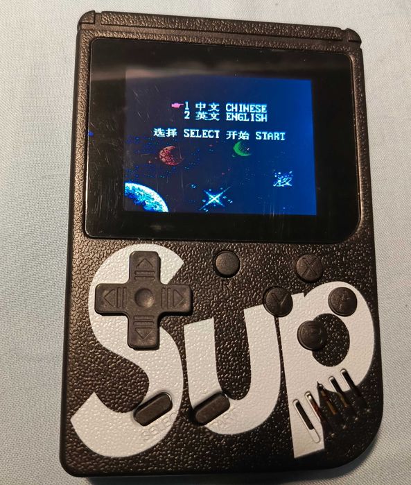 Chińska konsolka retro - SUP Game Box 400 gier - kolor czarny