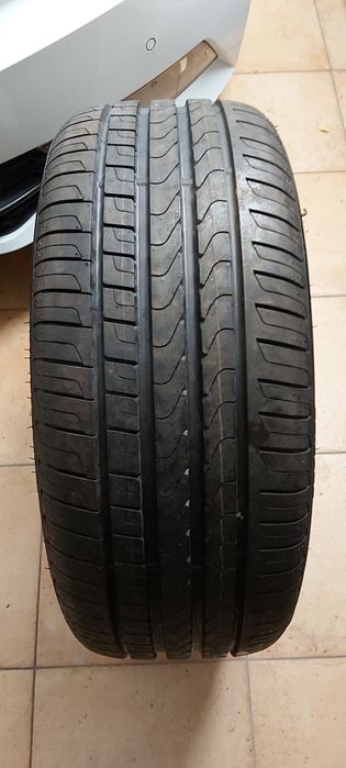 1x Nowa opona Pirelli Cinturato P7 235/40R19 96W