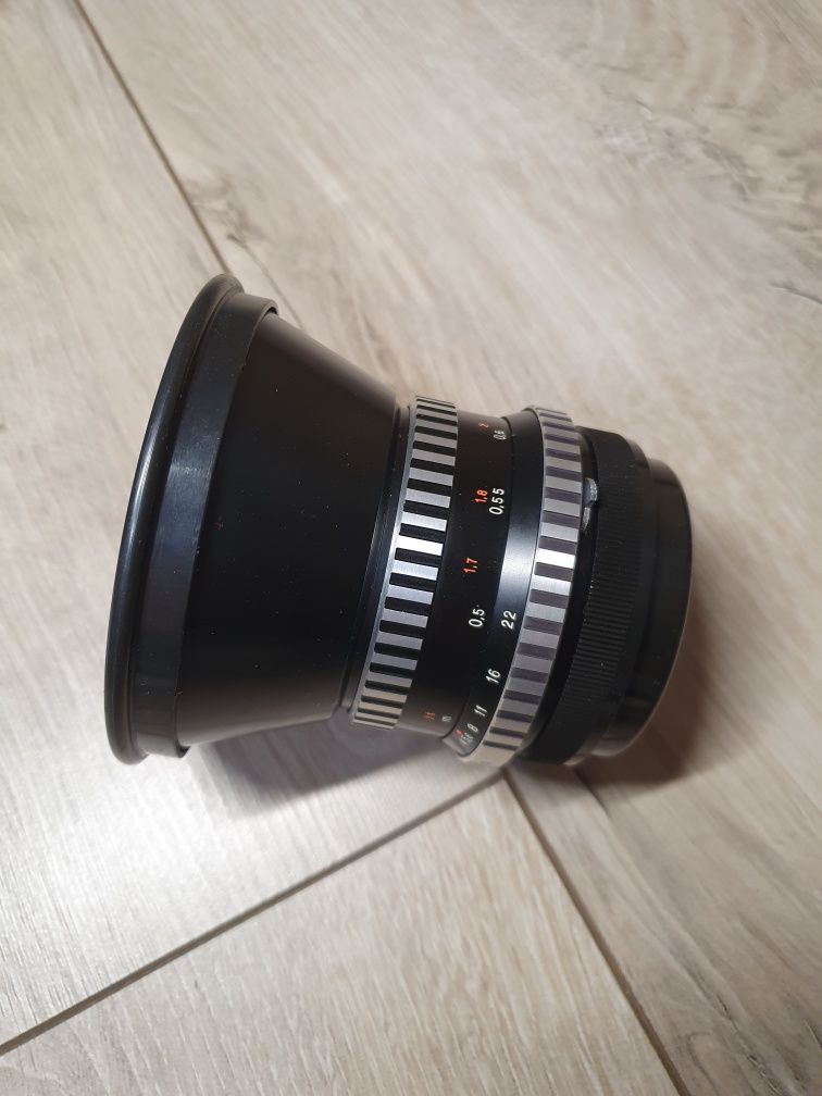 Продам відмінний об'єктив Carl Zeiss Jena