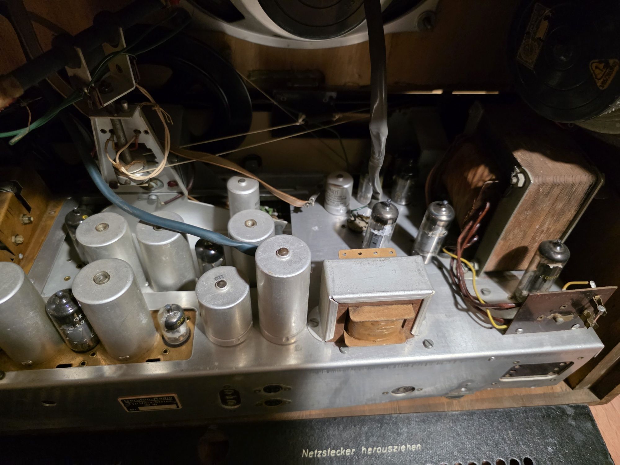 Stare radio lampowe Gerufon Stereo 61W