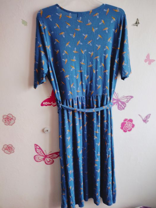 Sukienka letnia wiskozowa midi r.46/48 dekolt kopertowy