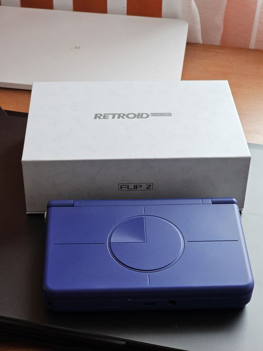 Retroid Pocket Flip 2 - Snapdragon - 8/128Gb - Como nova.