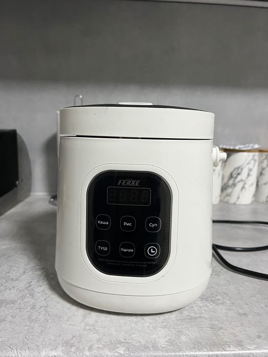 Автомобільна мультиварка 12/24 v