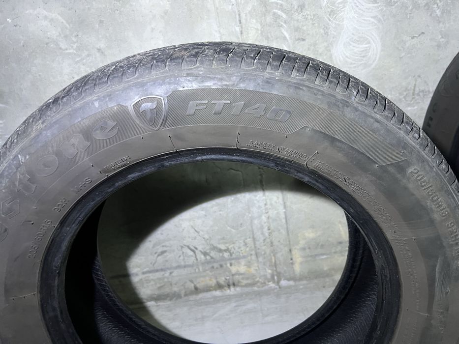 Автомобільна гума Firestone 205/60 R16