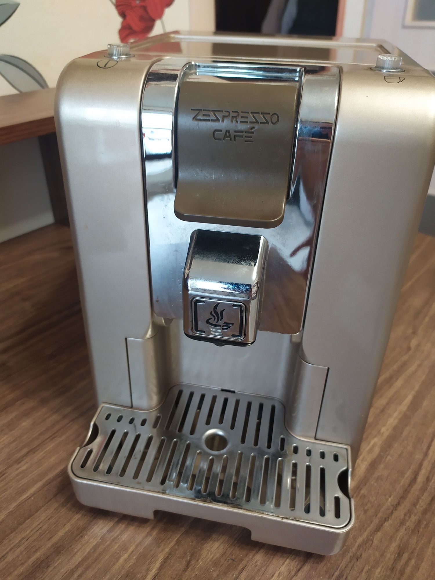 Капсульная кофеварка Zepter ZES-200