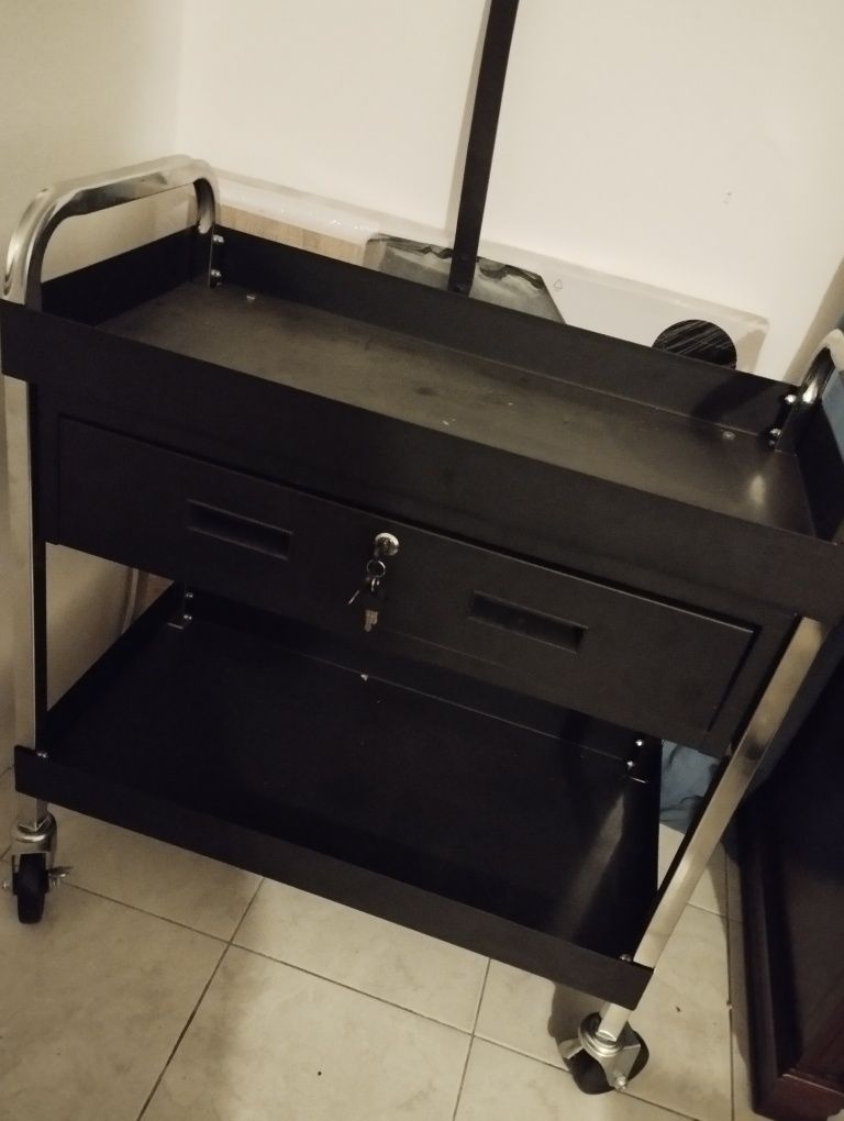 Bancada para tatuador ou cabeleireiro