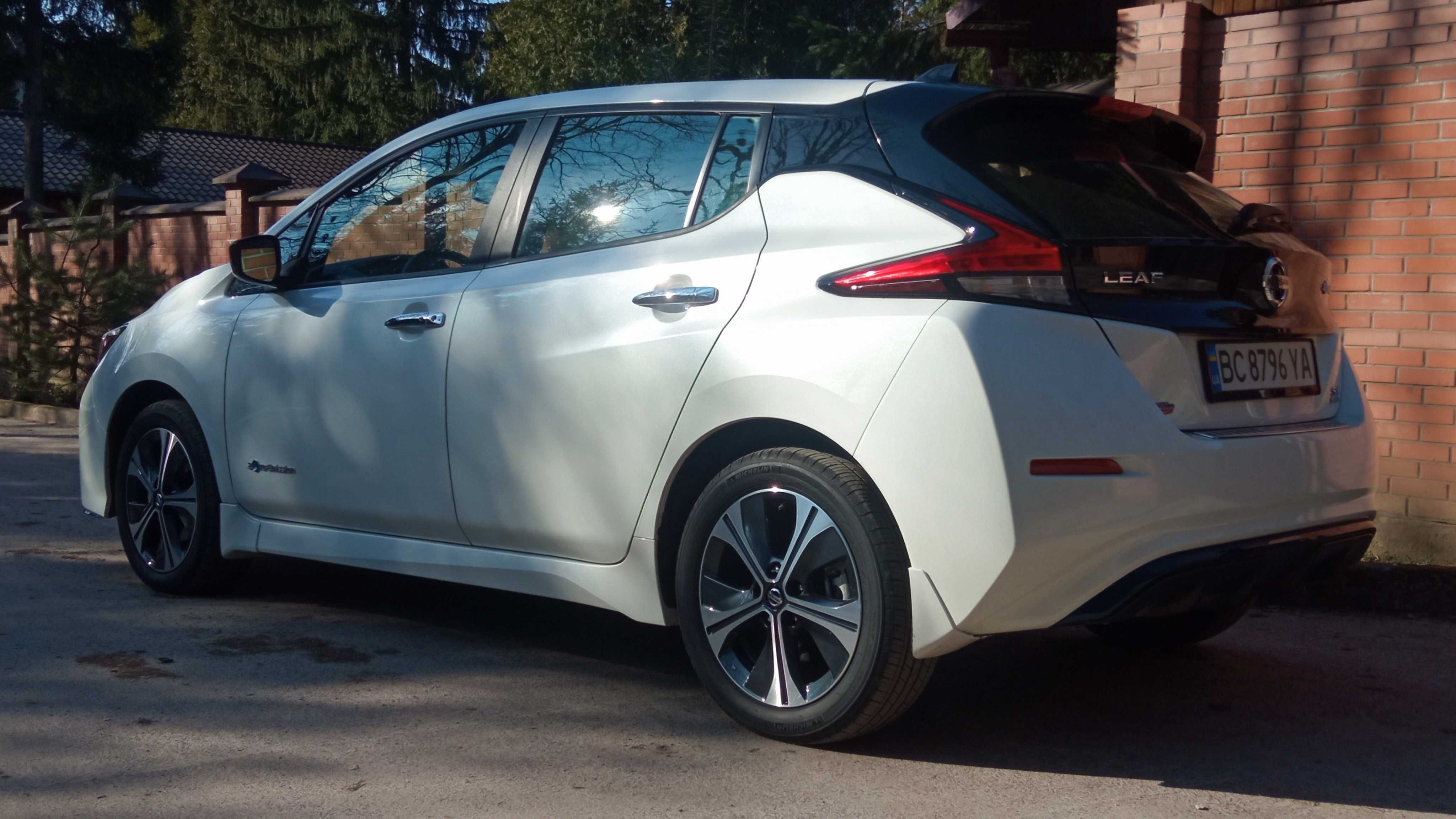 Nissan Leaf 2019 II покоління • 62kWh AT (217 к.с.)