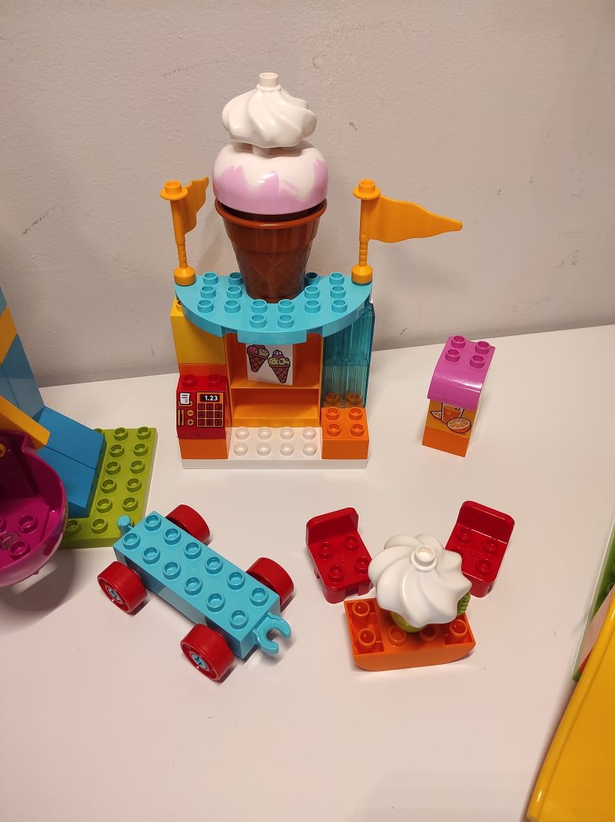 Lego Duplo - Duże wesołe miasteczko - 10840