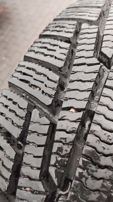 Шини зимові 195 60 15 Nokian Nordman