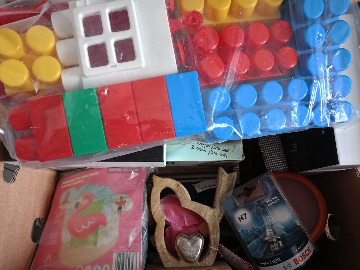Karton box mix biedronka action Lidl dziecko dom