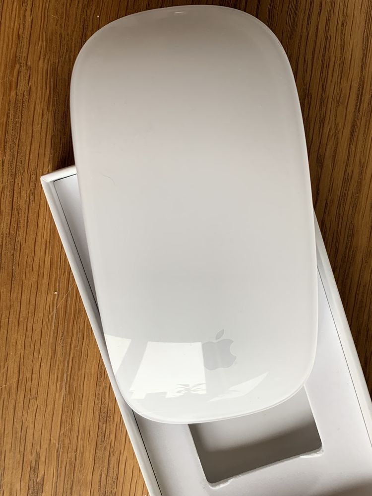 Myszka bezprzewodowa Magic Mouse 2 MLA02ZM/A