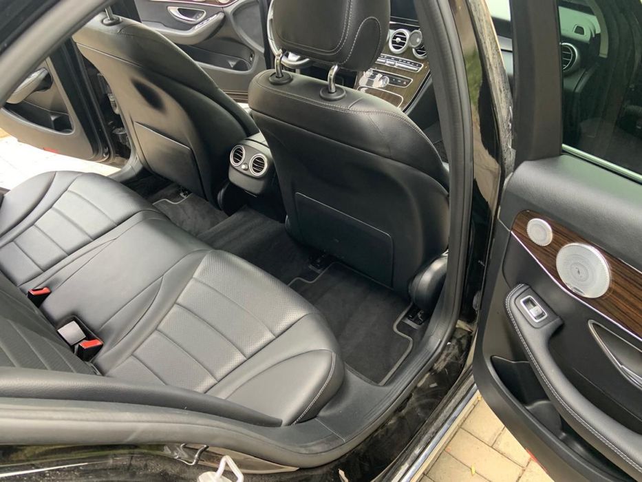 Mercedes-benz c300 4matik