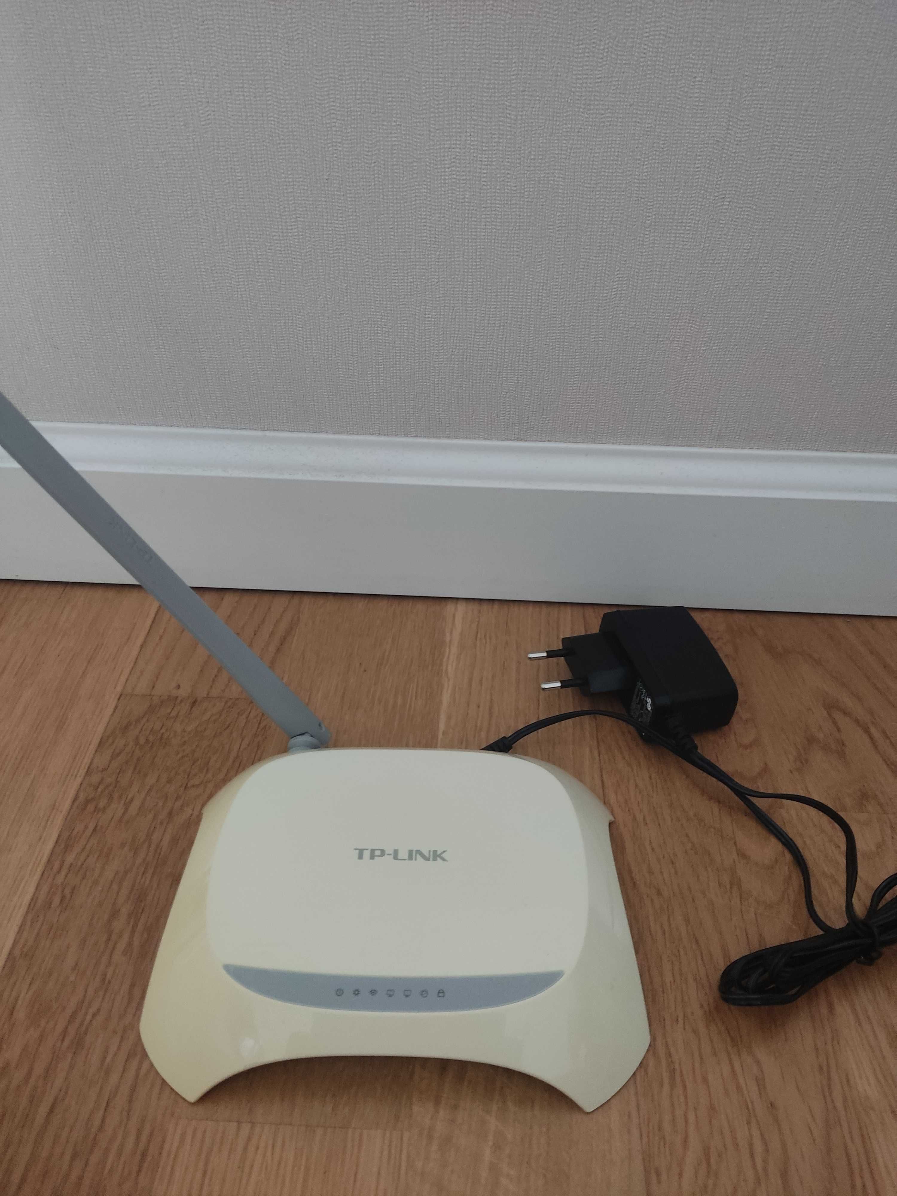 Маршрутизатор TP-LINK TL WR720N.