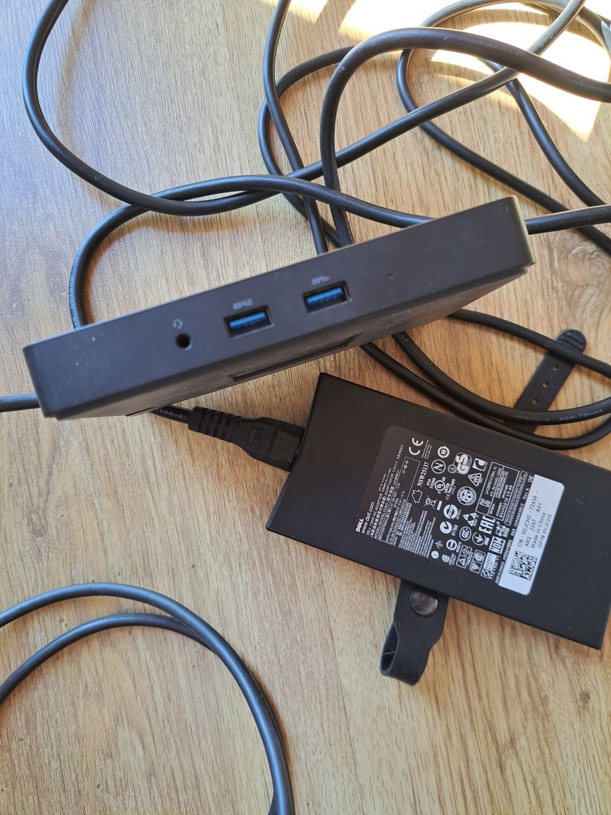 Dell stacja dokująca k17A z zasilaczem 130W