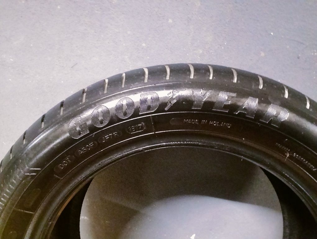 2 Pneus Michelin/ Good year