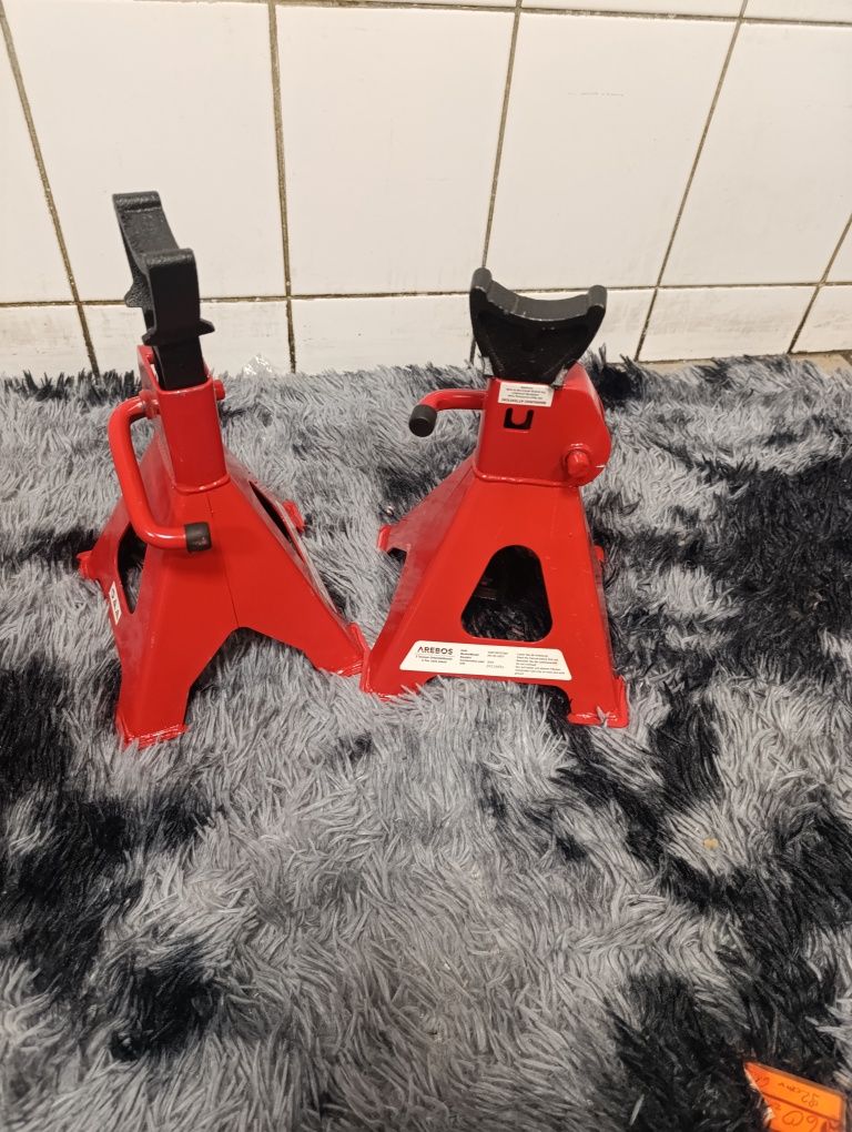 Kobyłki samochodowe dwie sztuki do 3 ton