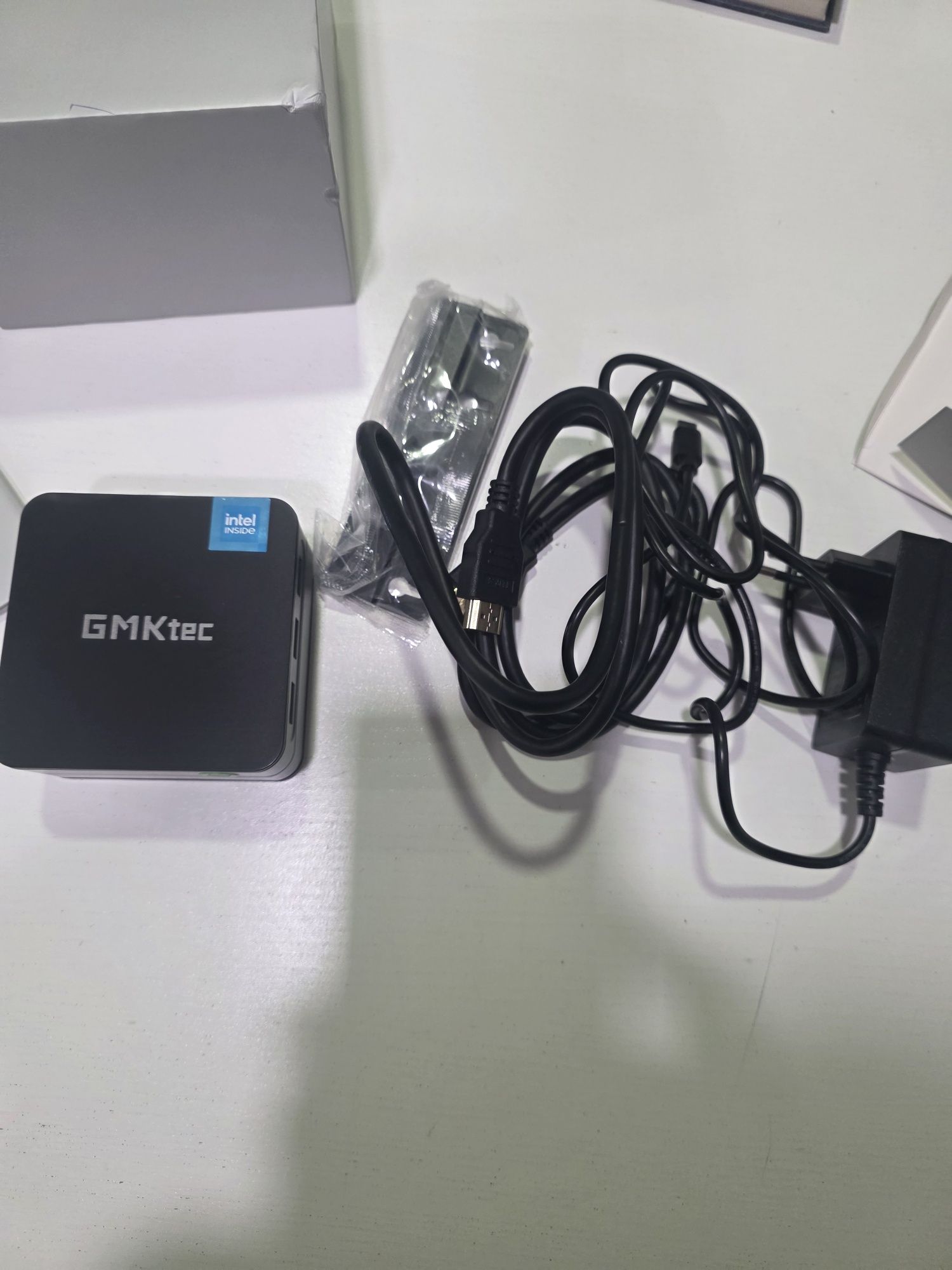 Mini PC GMKtec NucBox G2 12+512GB Preto