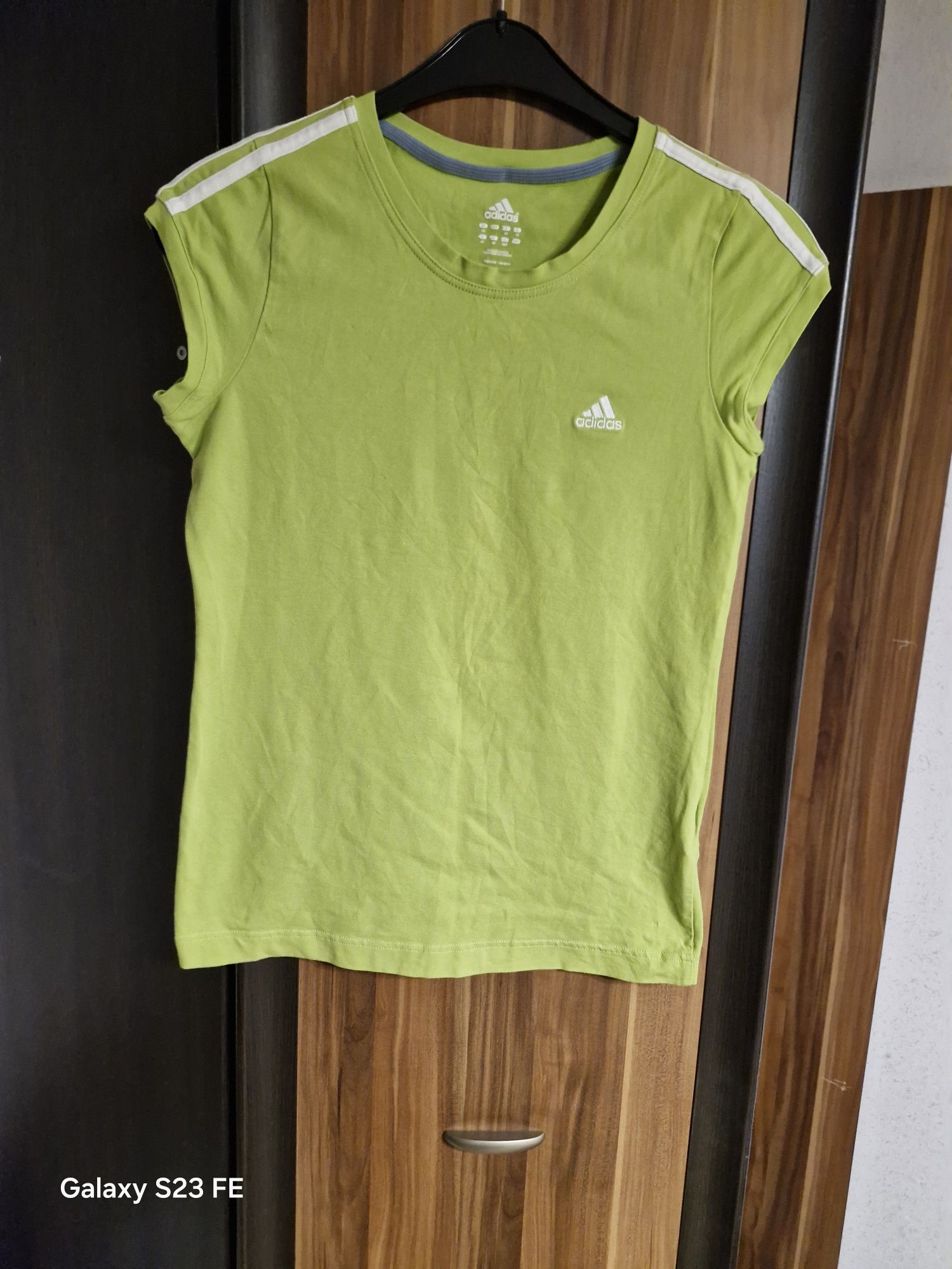 Koszulka damska Adidas rozmiar M/L stan bardzo dobry