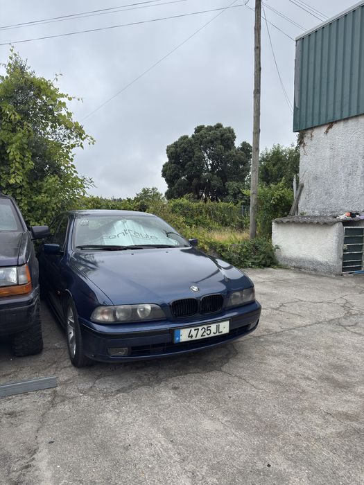 BMW 525tds de 1998 para troca ou venda