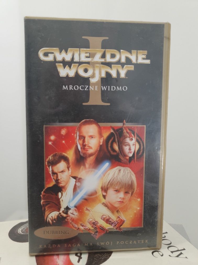 Film Gwiezdne Wojny Mroczne Widmo na kasecie video VHS