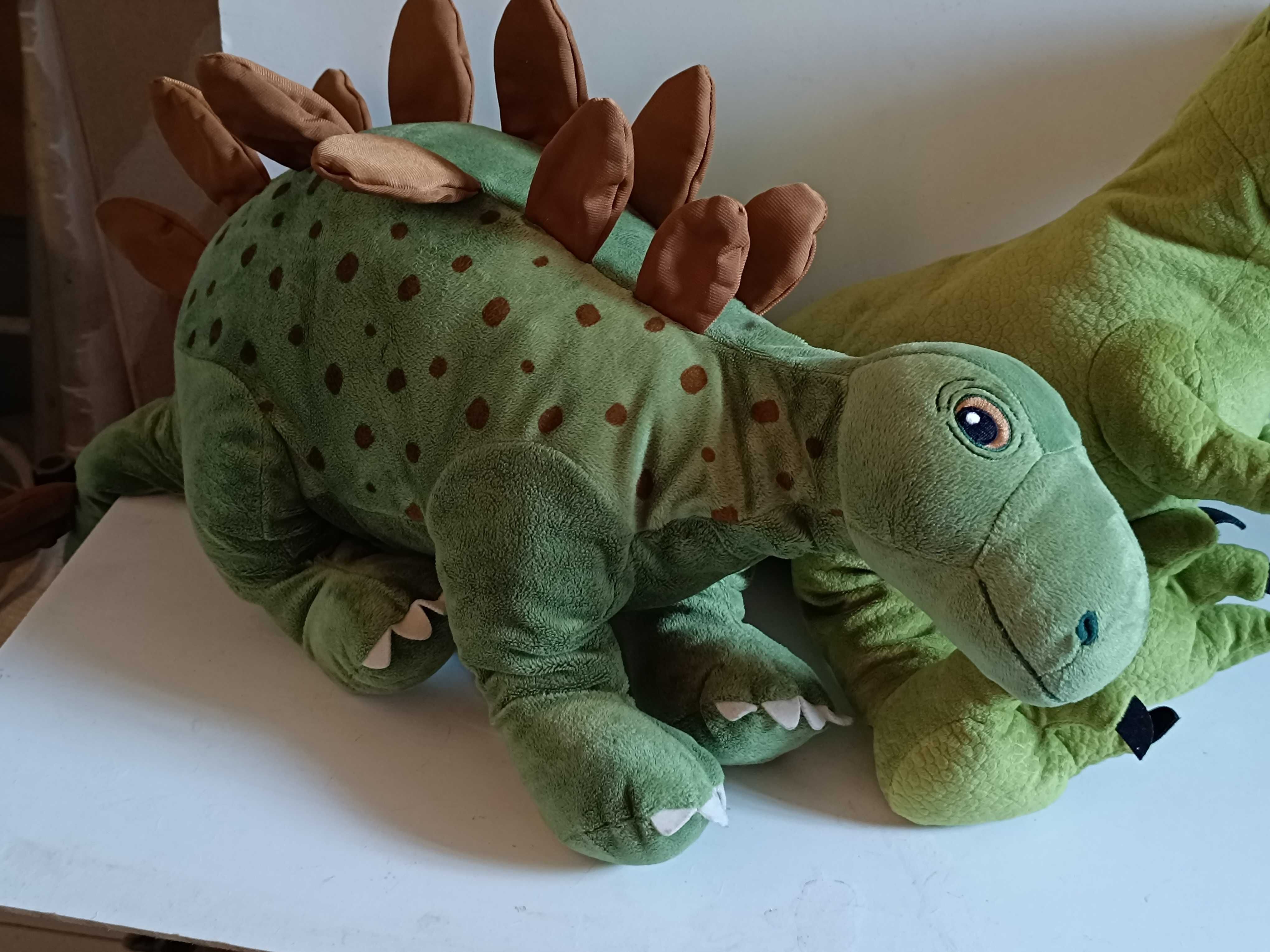 2 Peluches Dinossauros grandes