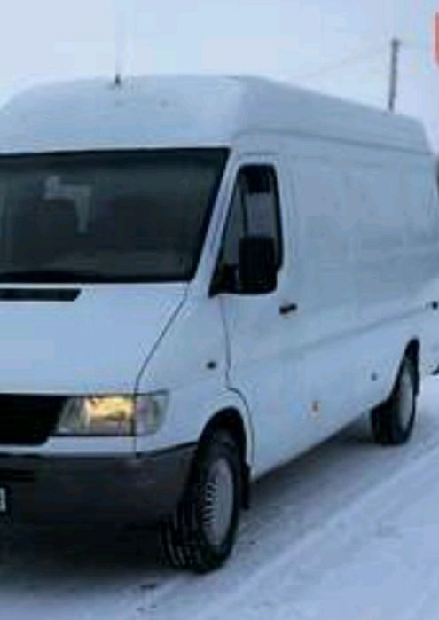 Грузові перевезення.