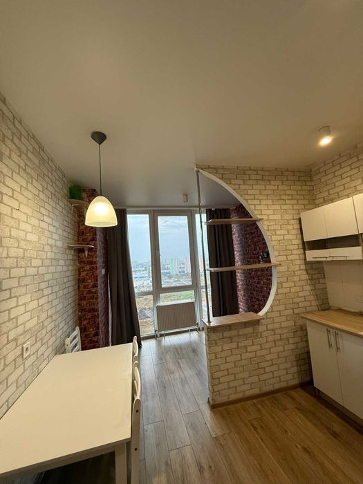 1-я квартира, с ремонтом, на Таирова