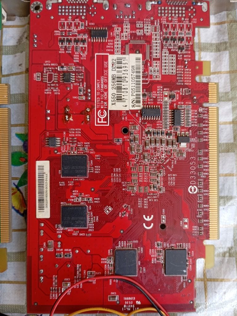 Видеокарта ×550 256мб NVIDIA GeForse
