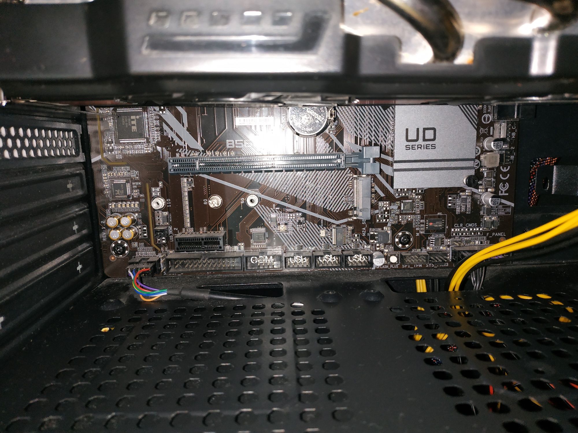 i3 10320/10100f B560 16GB RAM