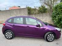 Vende-se um Citroen C3.