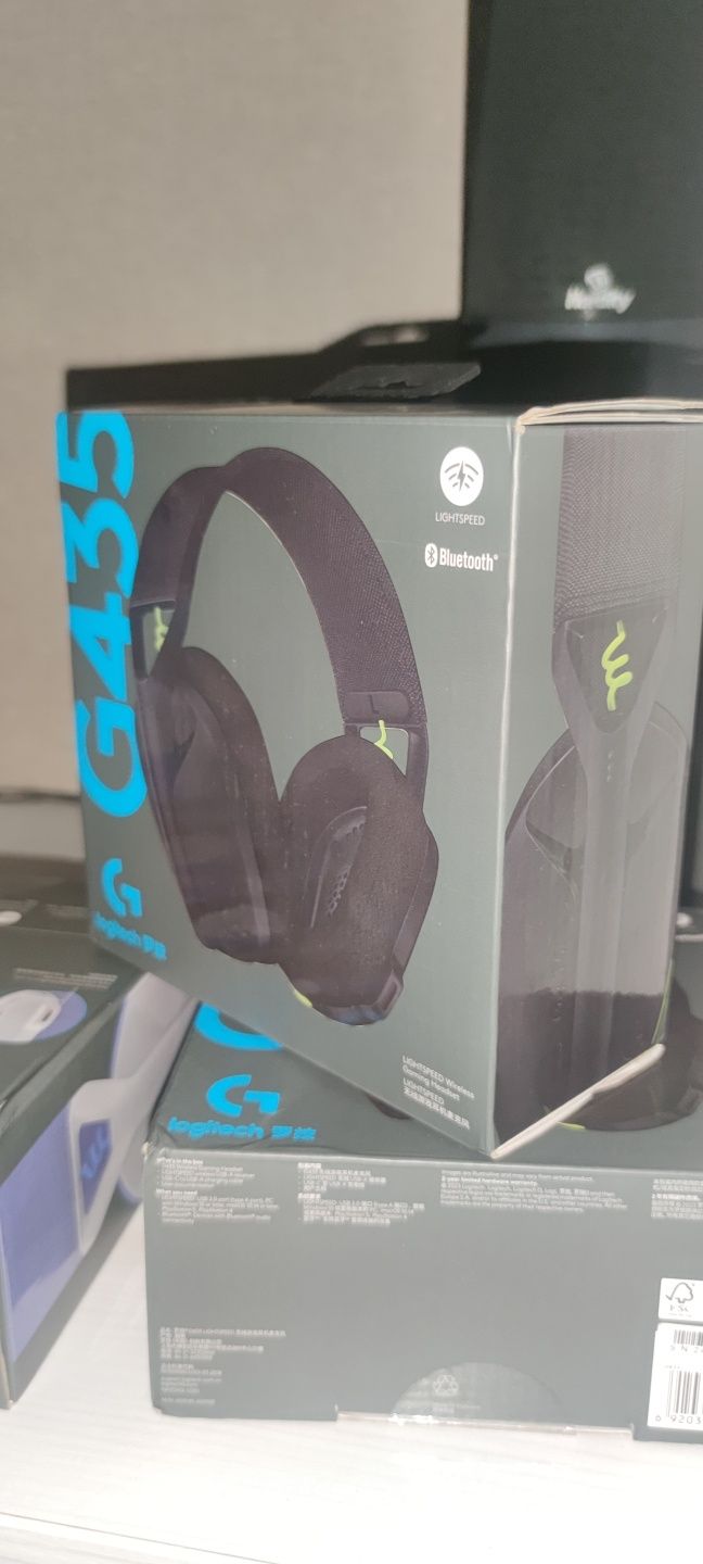 Навушники Logitech G435 Lightspeed Wireless Gaming Headset White