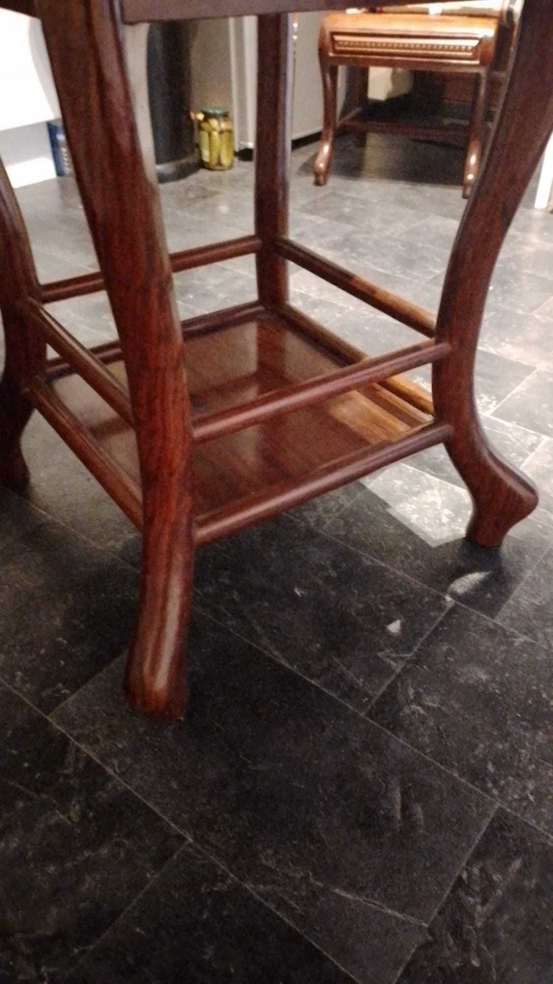 Stół i 6 krzeseł - drewniane, rzeźbione