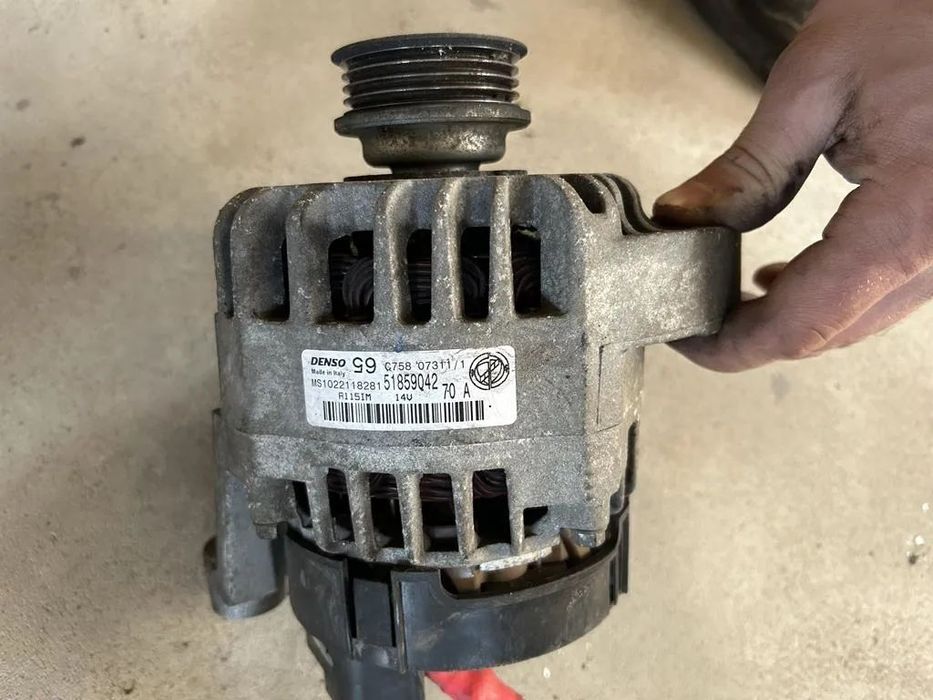 Alternator  Fiat 500 1.2 8V 51859042