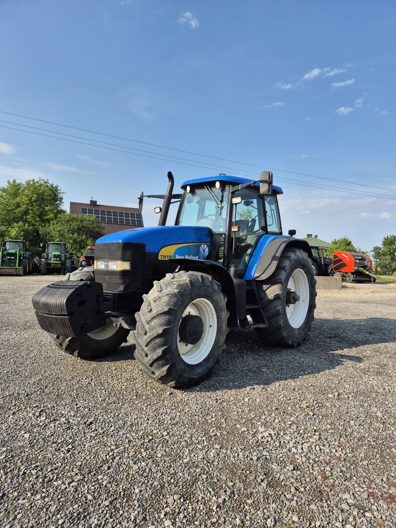 New  Holland  TM190  Pneumatyka