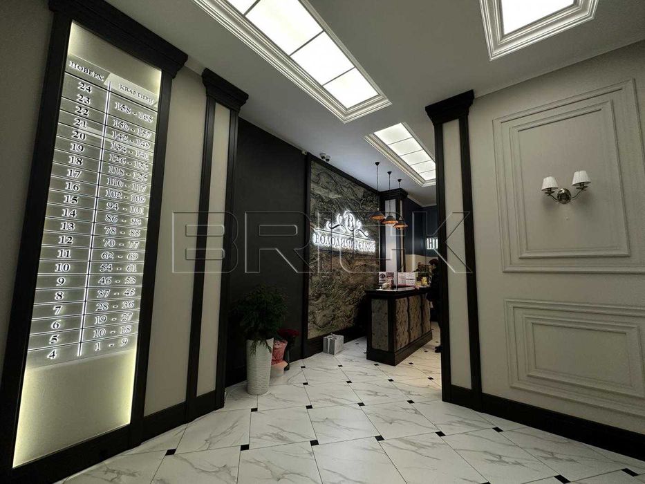 ЖК Володимирський, м.Палац Україна, м.Олімпійська, Антоновича, 109