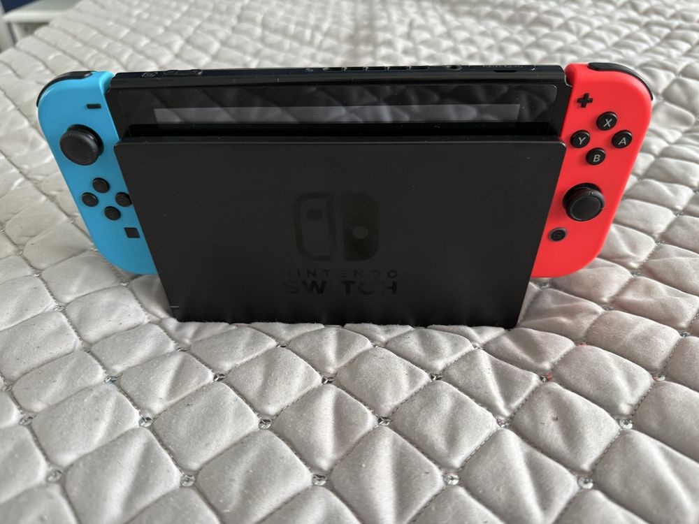 Nintendo Switch + 3gry
