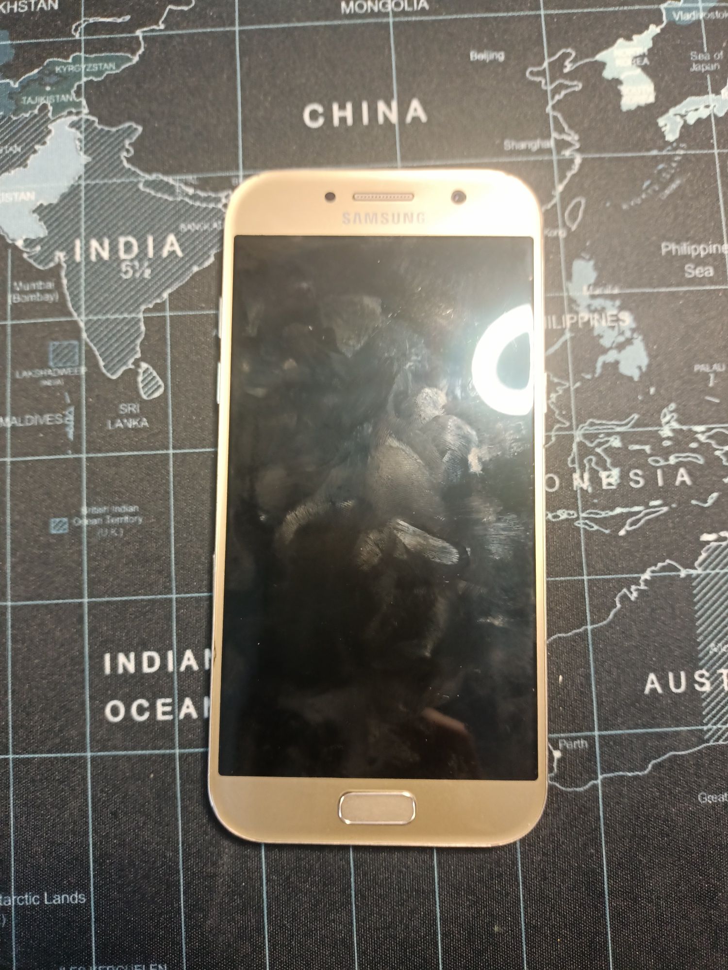 Samsung Galaxy A5 z roku 2017