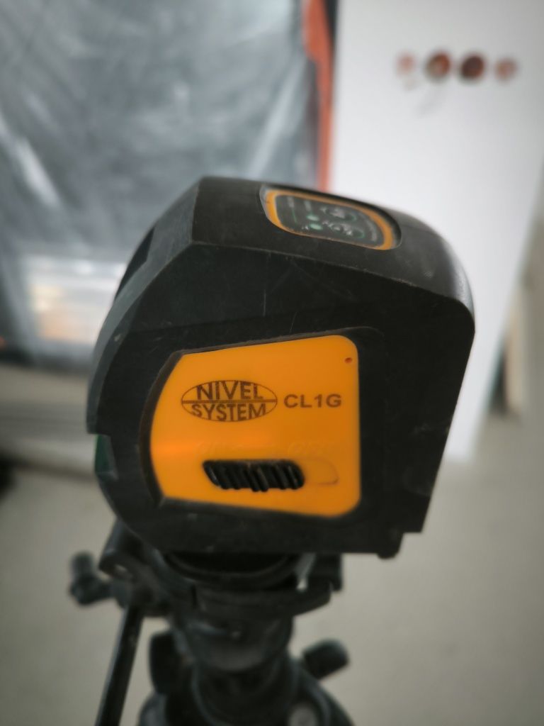 Laser samopoziomujący Nivel system CL1G