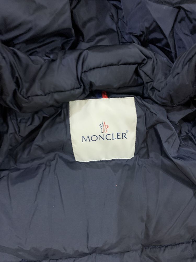 Оригинальная куртка Moncler для ребенка на 4 года 104 см