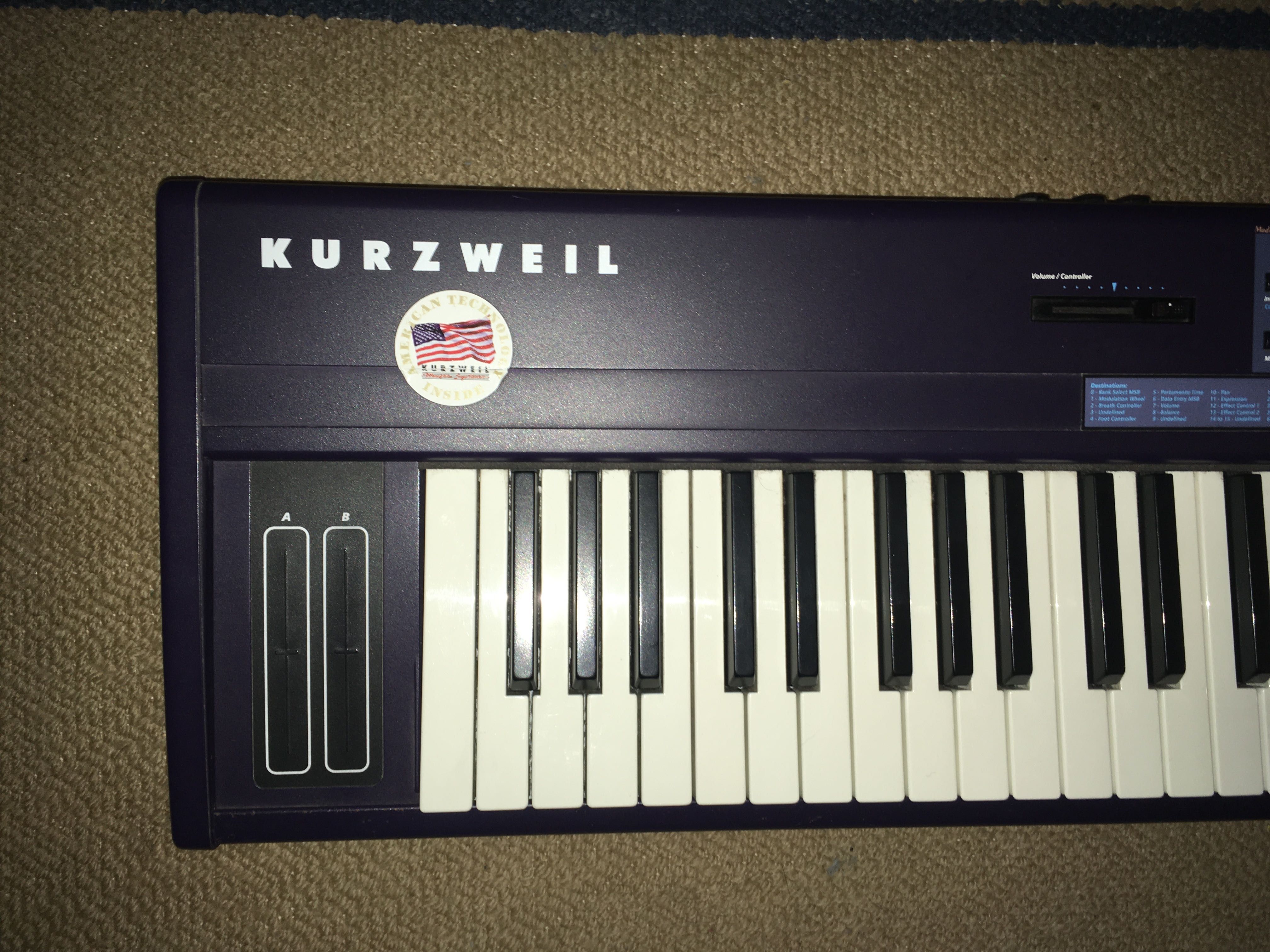 Kurzweill sp 76 com pedal sustain