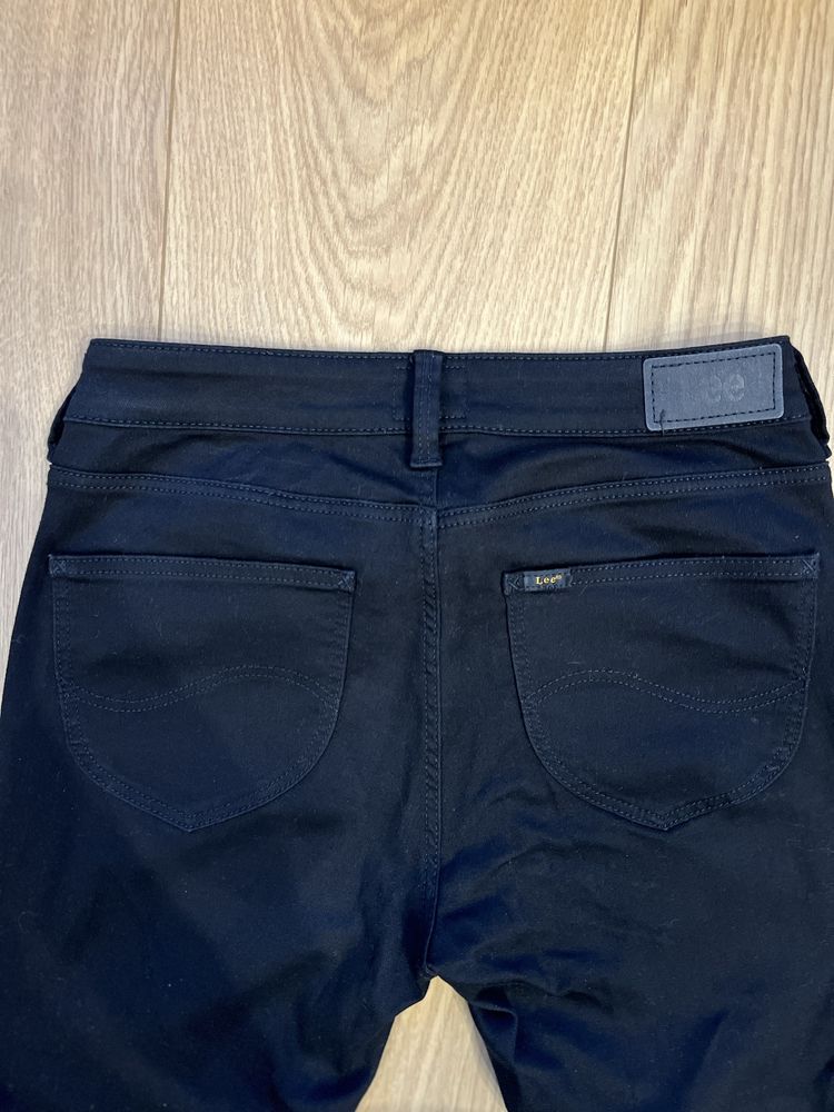 Lee czarne spodnie jeans roz W 28, S