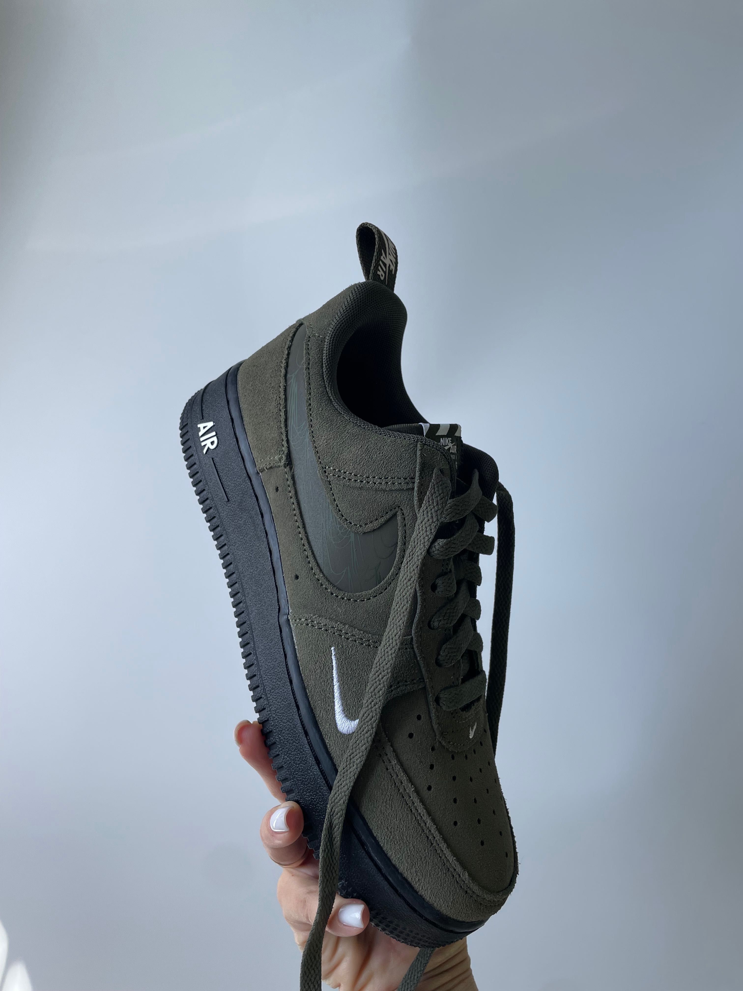 Кросівки Nike Air Force 1 (два розміри)