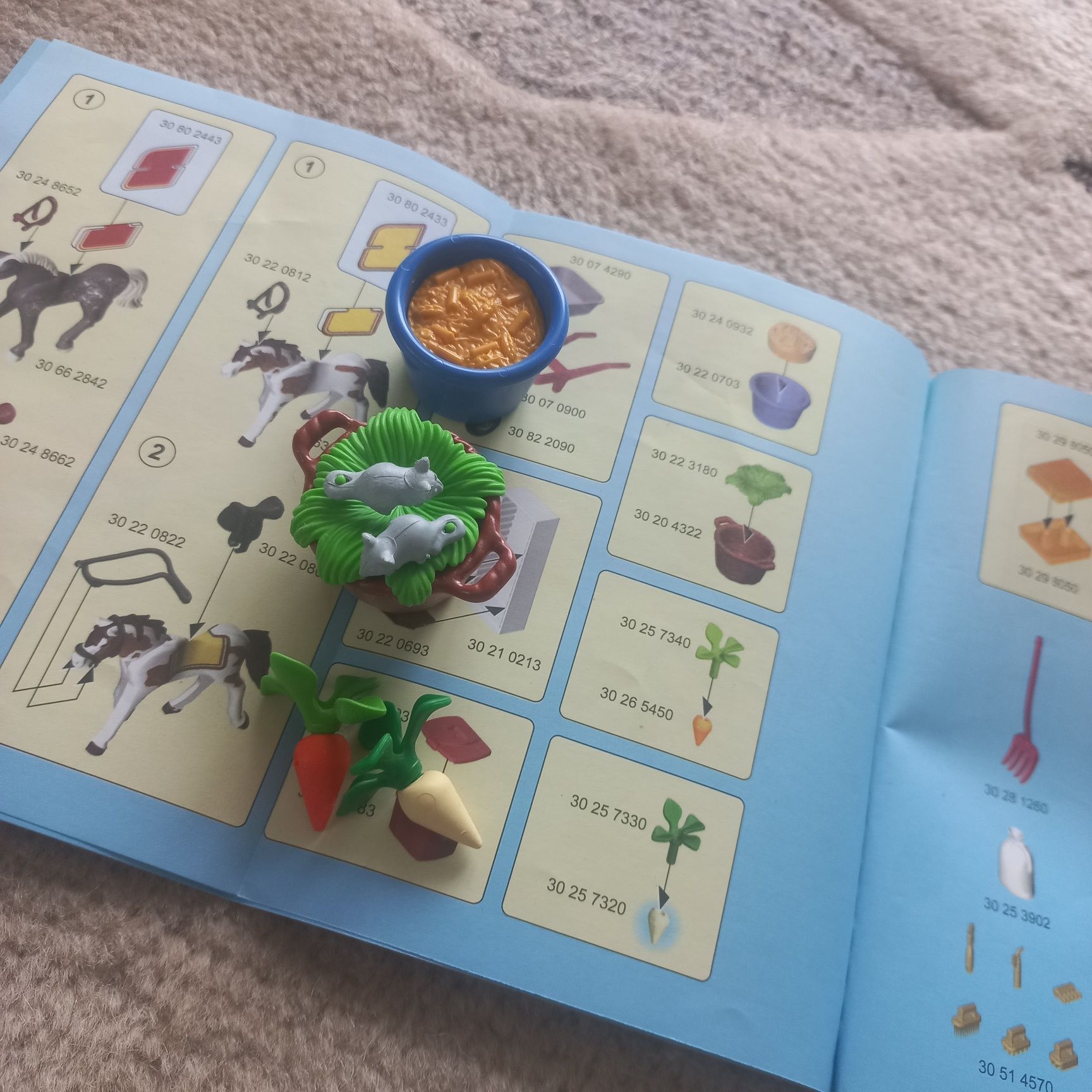 Playmobil stajnia konie 5671