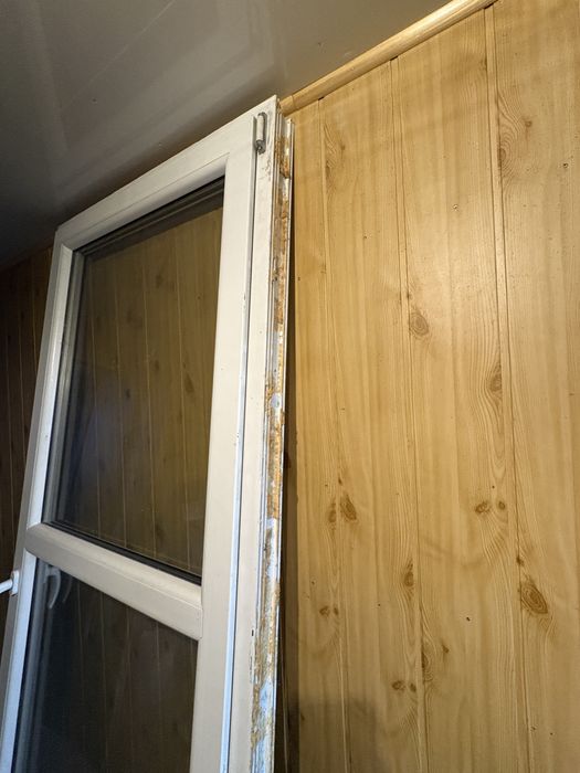 Okno balkonowe / uchylane