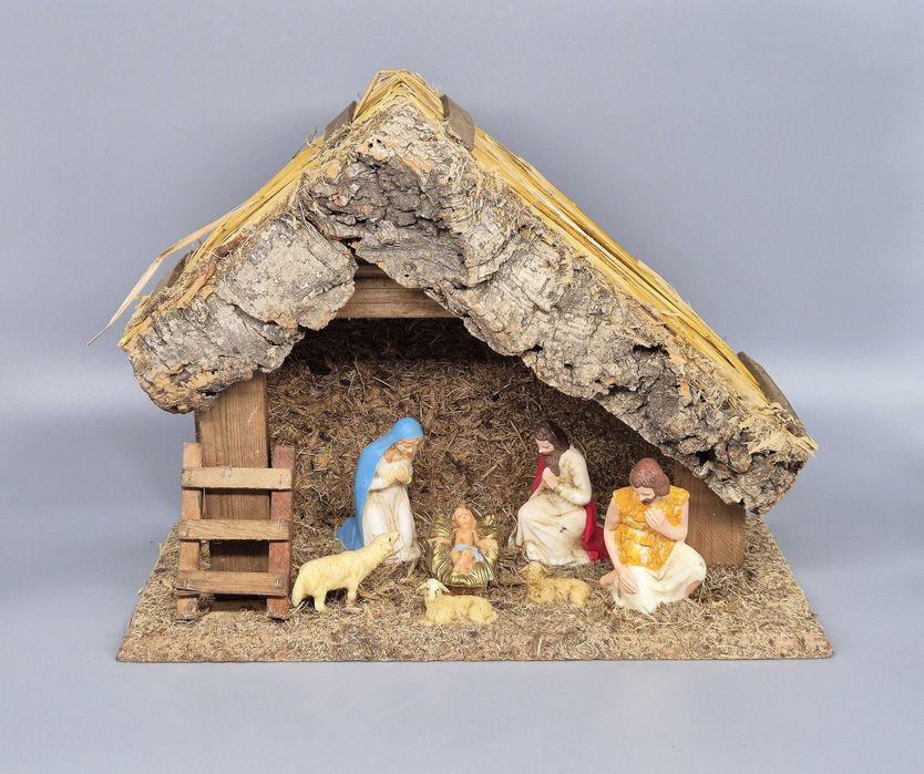Szopka stajenka z figurkami ręcznie robiona Boże Narodzenie
