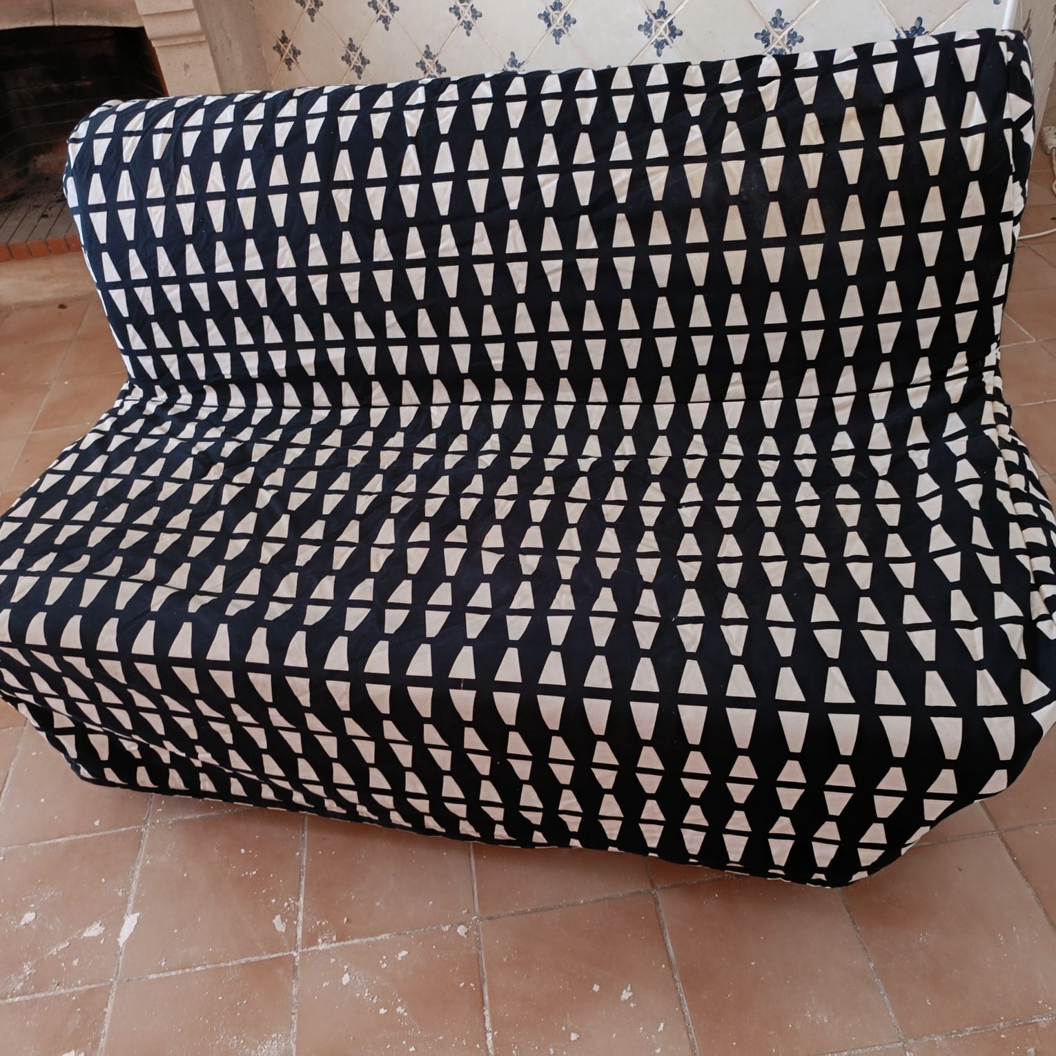 Sofá cama de dois lugares