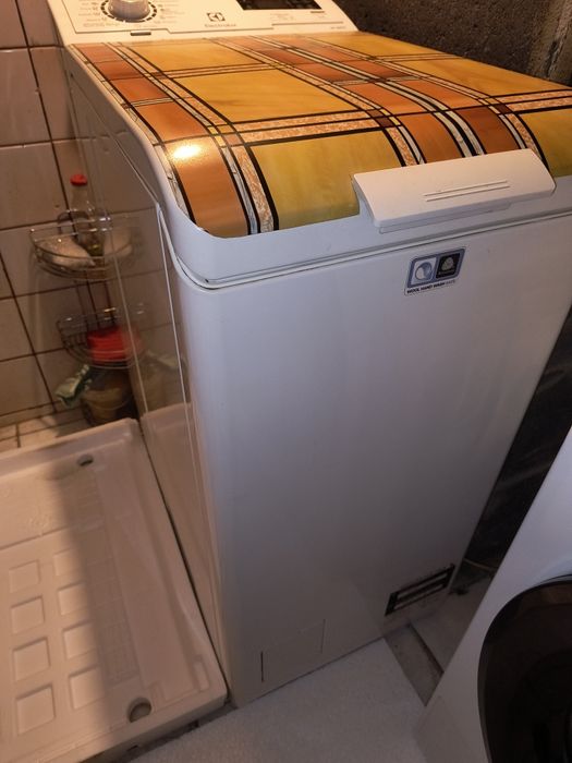 Pralka Electrolux ewt1066 ekw otwierana z góry A++