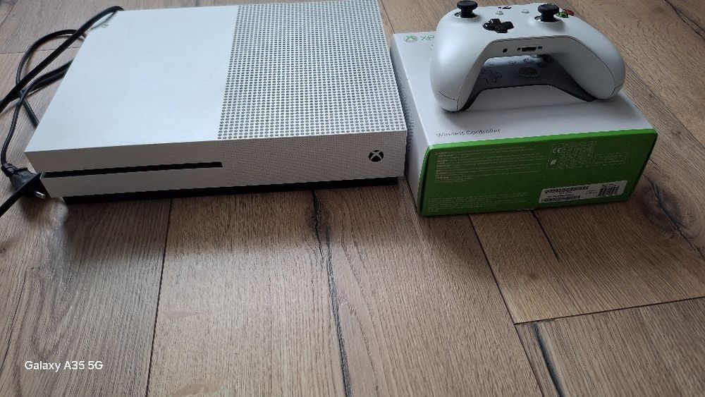 Konsola Xbox One S+ 2 pady